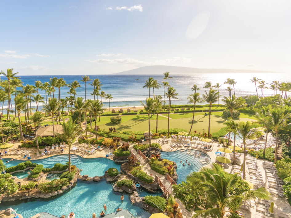 The oceanfront pool and beach at Ka'anapali Beach